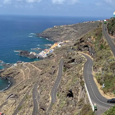 Cliffhanger Spectacular View Over North Coast Апартаменты