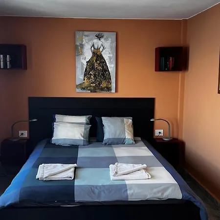 Cliffhanger Spectacular View Over North Coast 아파트 *