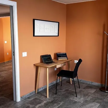 Appartamento Cliffhanger Spectacular View Over North Coast *